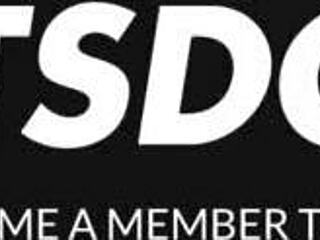 Step sisters deepthroat Mike's huge cock expertly