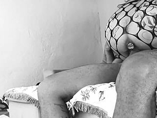 paty angel's uber ride leads to free pussy