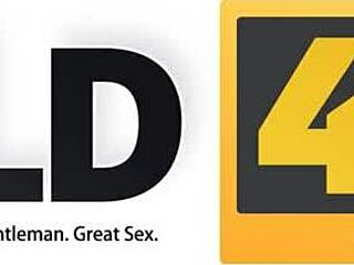 ओल्ड4के मैन ओवर फिफ्टी बोल्डली ट्वेंटी-टू-ईयर-ओल्ड गर्लफ्रेंड को पैशन से बांग करता है