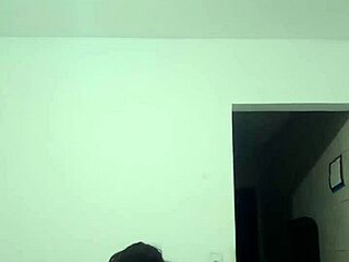 Suggestive Whore Dances Funk Naked Throwing Pussy In Air