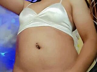 Transsexual in pajamas, ready to masturbate – are you teasing?