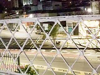 Trailer sera que alguem na rua viu a puta casada fodendo com o cunhado na varanda do predio