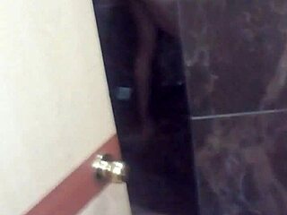 Me Vine Viendo A Mi Esposa Coger