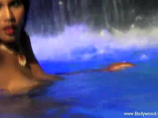 i'm a seductive indian enjoying these moments