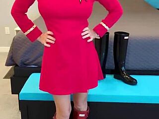 Boldly Going with Petite Redhead Milf in Fetish Boots