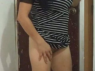 sexy stepmom wedding से पहले hot dance करती है, buttocks flash करती है