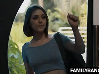 Familybangs com, wow, lone housewife seduces young 18+ masseuse Alexis Fawx and Jenna Sativa