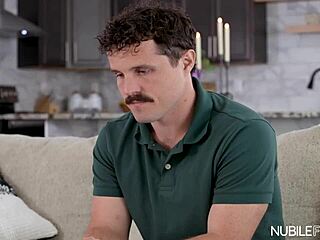 Rissa May Gets Anatomy Lessons from Pornstar