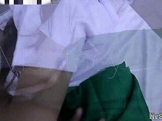 Nahuli ko si insan nanonood ng porn, grabe libog niya!