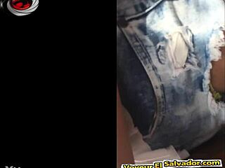 Look at that juicy blonde ass!