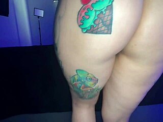 Scarlett Peach On Casting Couch – Big Black Cock Action!