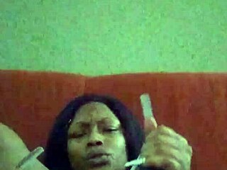 i'm making myself creamy with my hairy ebony body