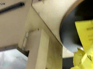 what secrets do these two moms hide while shopping?