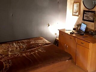 Klaudiaambergirl, A Stunning Milf, Engages In Intense Homemade Masturbation With Detailed Techniques