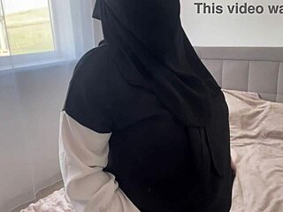 Arab Zalifah shows shaved holes while cleaning