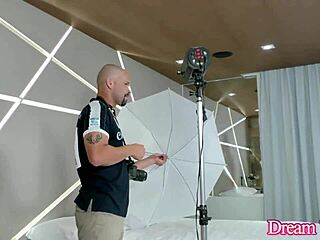 big ass tranny julia alves seduces photographer with anal