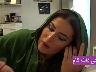 Iranian Guy Uses Viagra For 23-Minute Fuck With Tehran Babe!