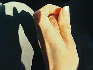 stepsis gave me a handjob while i was driving