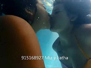 i'm having a fun chat with latina hot mia y katha 😊