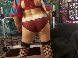 hotwife steffi's dance in a casual video