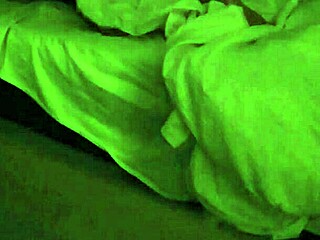 I, the gordito, am fucking my novia, and she says 'me lastima tu verga' with her pussy