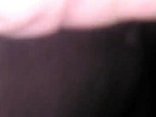 shannon the wife pisses on her pussy in amateur scene