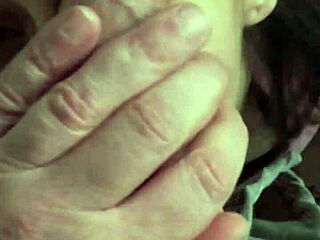 कैंडी क्रॉस के साथ कडल मोमेंट्स मुझे बिल्कुल मेस्ड अप कर देते हैं... सोच भी नहीं सकता सीधे!