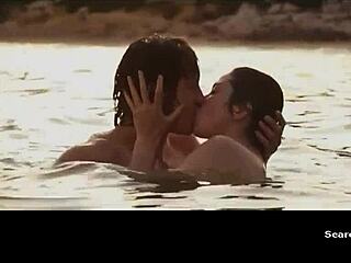 why does saras gil confuse love in 2010?