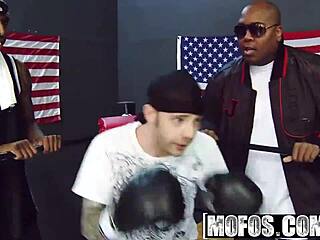 Milf Dayna Vendetta Sucks Black Cock