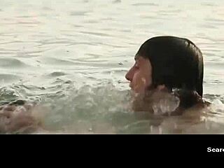 why does saras gil confuse love in 2010?