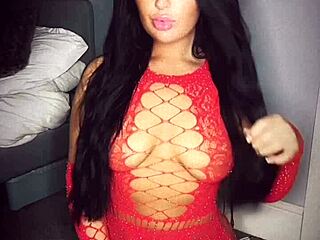 slutty british horny girlfriend experience on webcam, reaching orgasm.