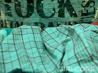 nerdy lesbians scissoring blindfolded with hot milf