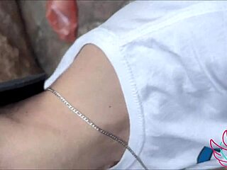 Novinho Safado Tomou Leite Na Cara Na Praia