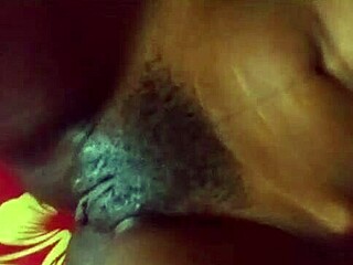 i coudnt resist fingering my wet pussy in bed