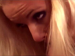 Fucking Blonde Milf Hannah Harper In Fishnets