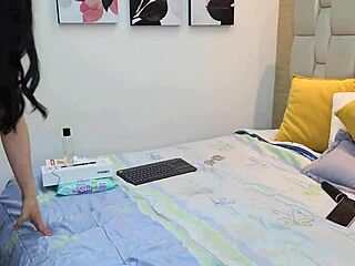 Beautiful Model Fucks A Fan In A Live Stream Short Of The Original Video