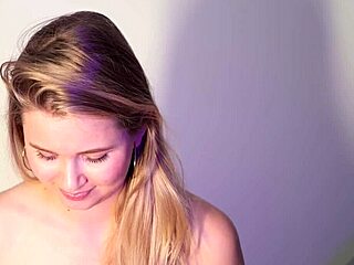 big boobs get wet during amateur massage session