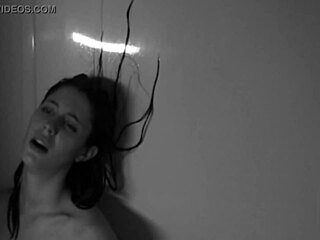 SEXY PSYCHO GIRL BATHING IN THE SHOWER