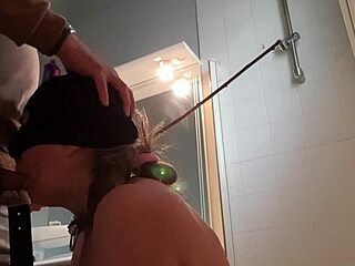 Esclave F Dressage À La Badine With Slaps And Blowjob