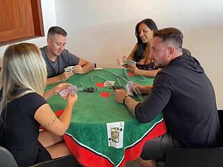 Chamamos Um Casal De Amigos Para Uma Noite De Jogos Mas A Verdadeira Intenção Era Fazer Troca De Casal