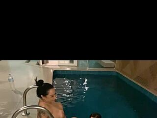 ब्राजीलियन बेब्स के साथ वाइल्ड पूल ऑर्गी टेस्टी पसी प्ले!