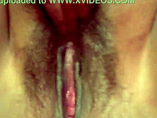 Latina milf uses vibrator on clit in quickie before husband