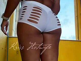 Brazilian Wife Flashes Big Pussy Cameltoe In Short Shorts To Gym Buddy Outdoors