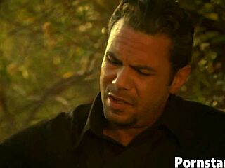 sexy girl natalia wood in outdoor caribbean scene