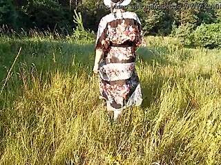 Hairy Mature Woman Flashes On Nudist Beach