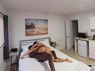 Sandy craving big black cock 😍