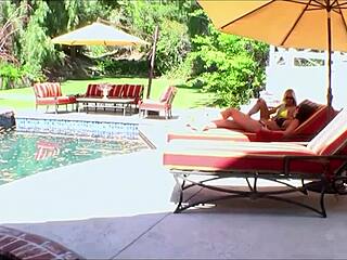 i saw the blonde and brunette talking about rooms then they had lesbian sex licking ass and pussy