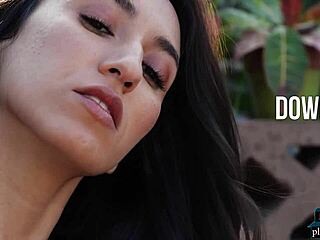 Can Deisy Leon show off more for Playboy?