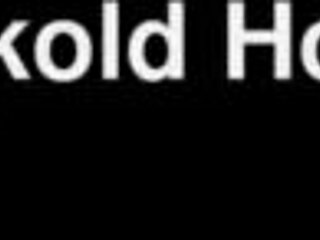 Ela É Novinha Mas Já Aprendeu A Dar O Cu Bem Gostoso!