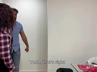 petite venezolana pasa de vender caramelos en la calle a limpiar una casa completamente desnuda